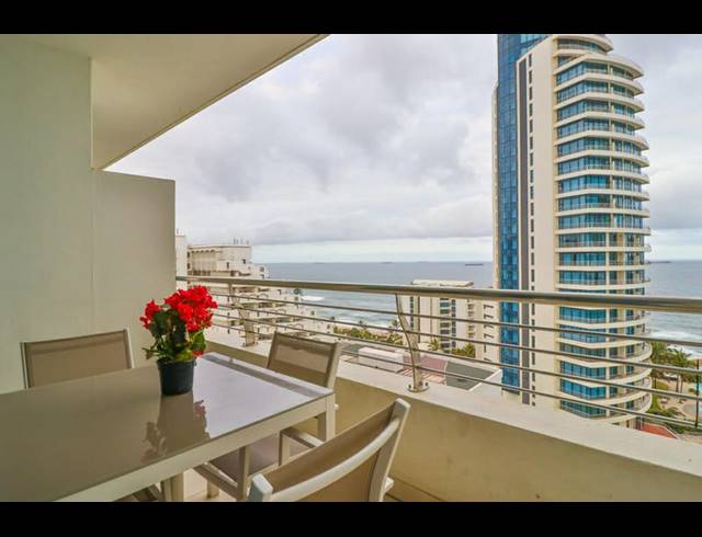 2 BEDROOM APARTMENT FOR SALE IN UMHLANGA ROCKS